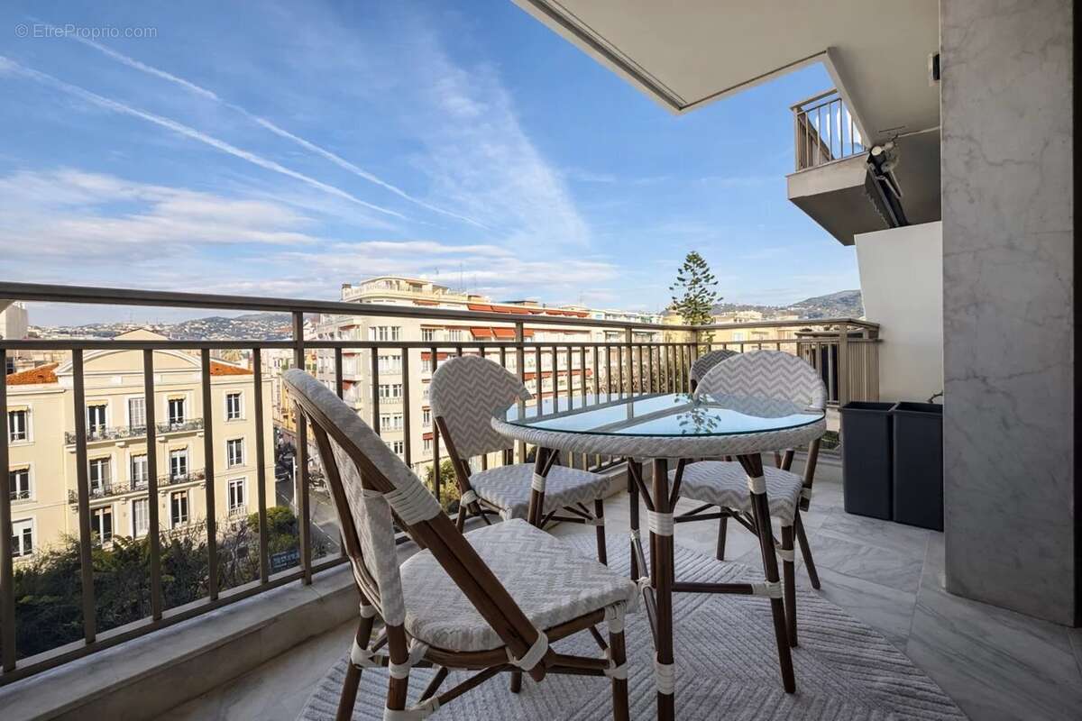 Appartement à NICE