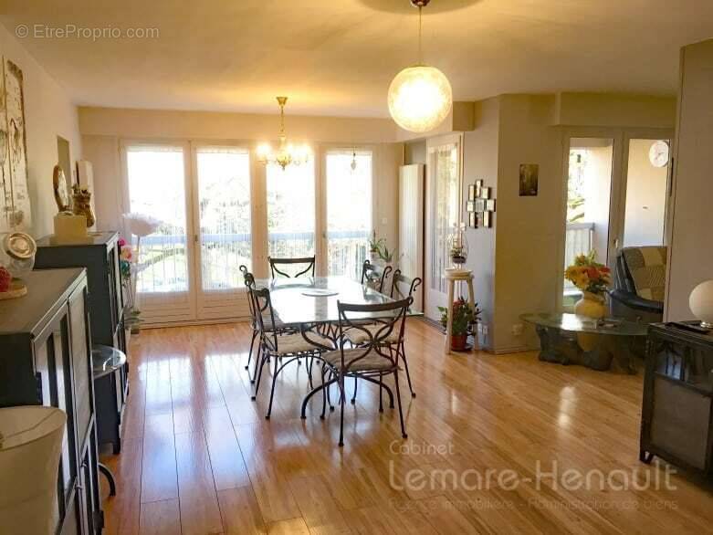 Appartement à VERNOUILLET