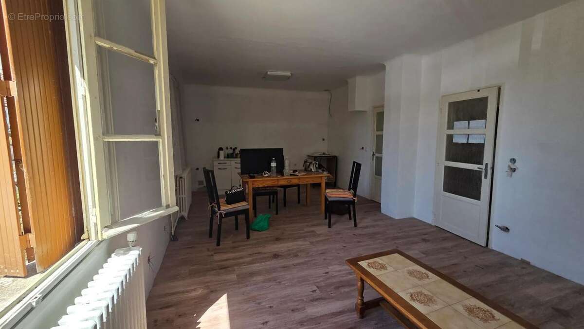 Maison à IMPHY