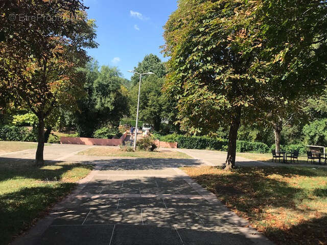 Appartement à LAMALOU-LES-BAINS