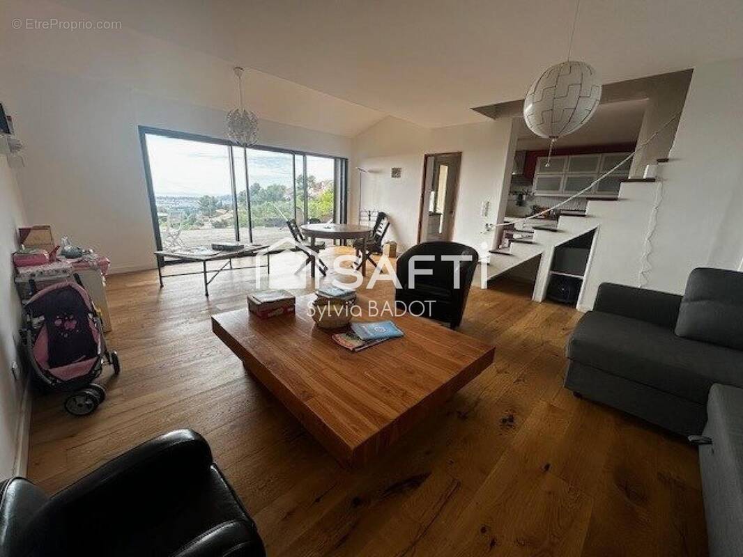 Photo 1 - Maison à TOULON