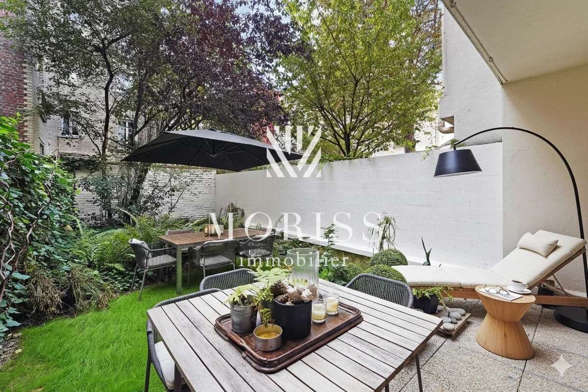 Appartement à COURBEVOIE
