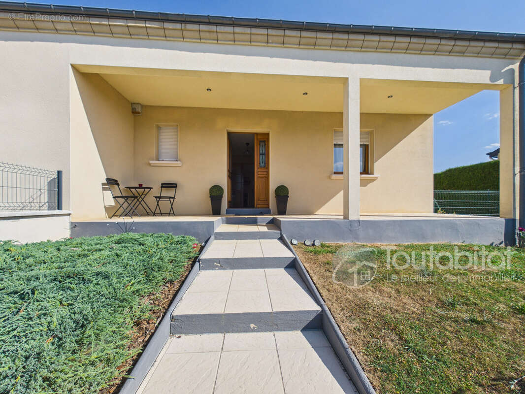 Maison 130 m² à Renwez  - photo 7