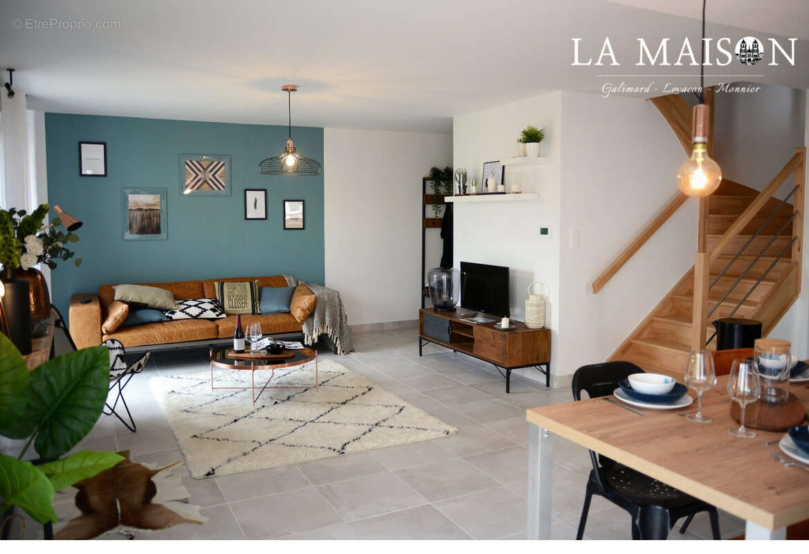 Appartement 93 m² à Clenay  - photo 1