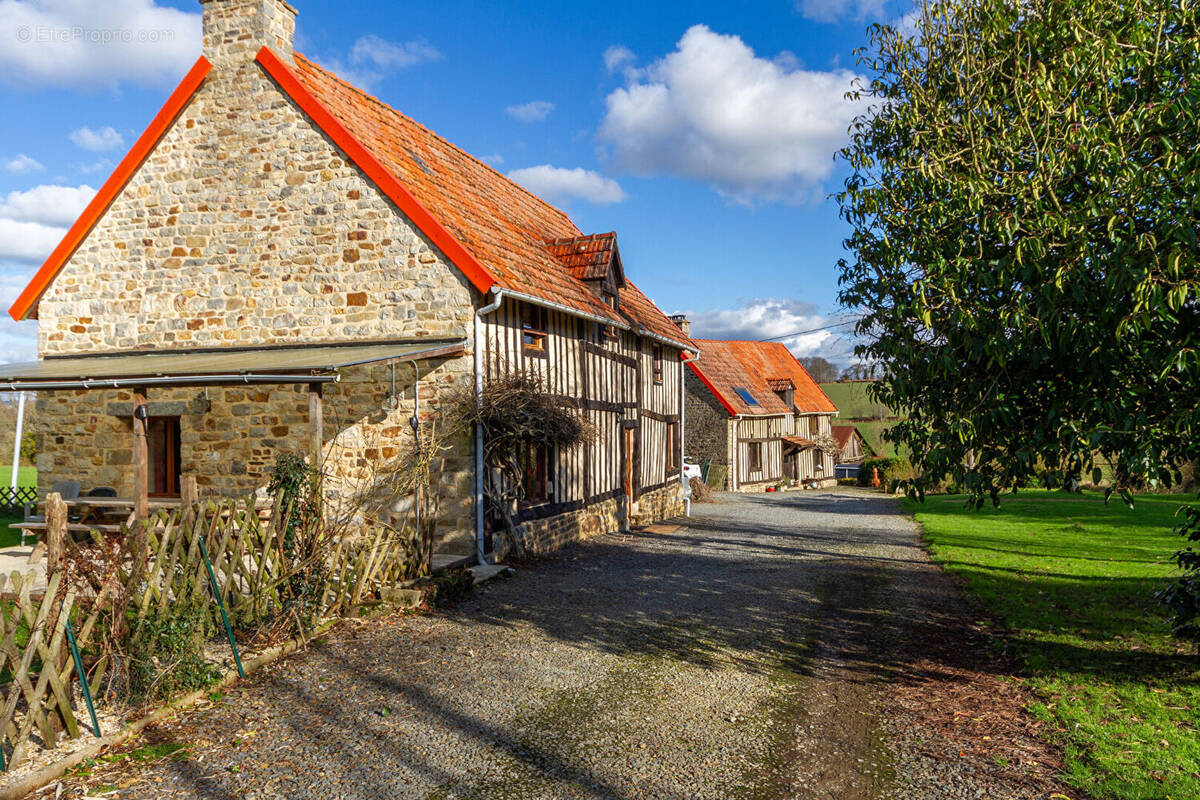 Maison à ISIGNY-LE-BUAT