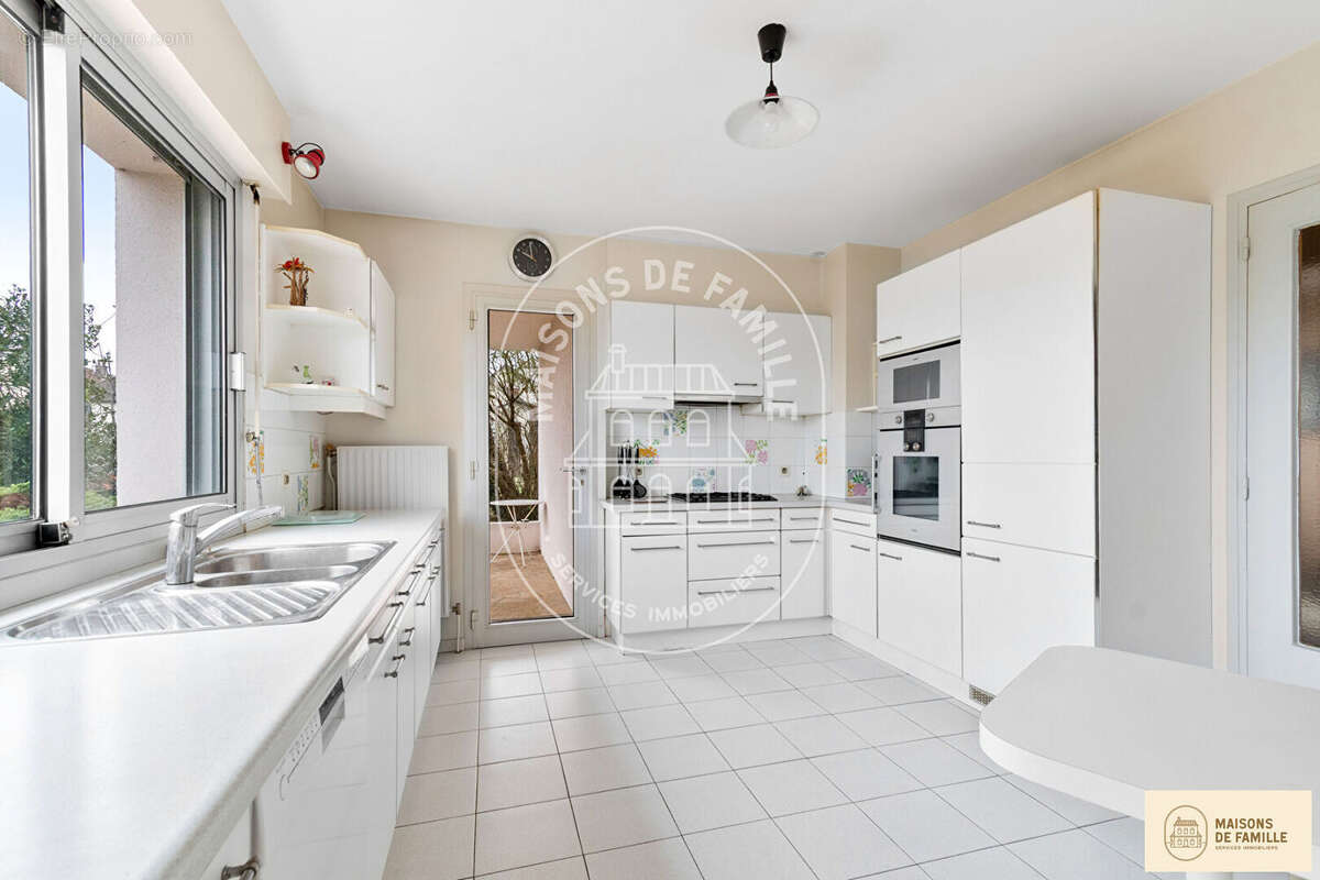 Maison à vendre Bougival - 203m2 - terrain- 908m2 - photo 10