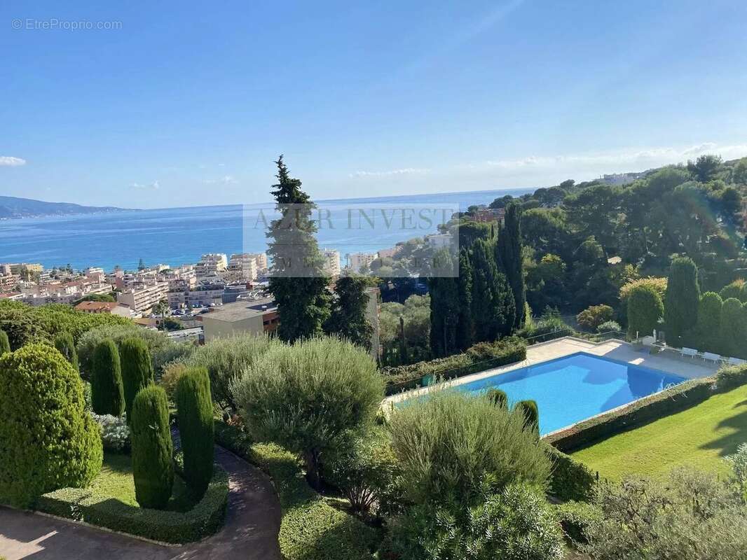 Appartement à ROQUEBRUNE-CAP-MARTIN