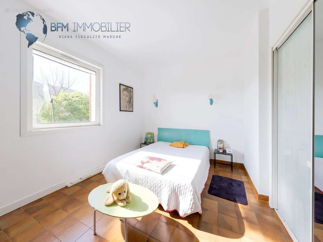 Maison à CHATEAUNEUF-LES-MARTIGUES