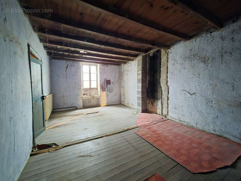 Maison à CONDEON