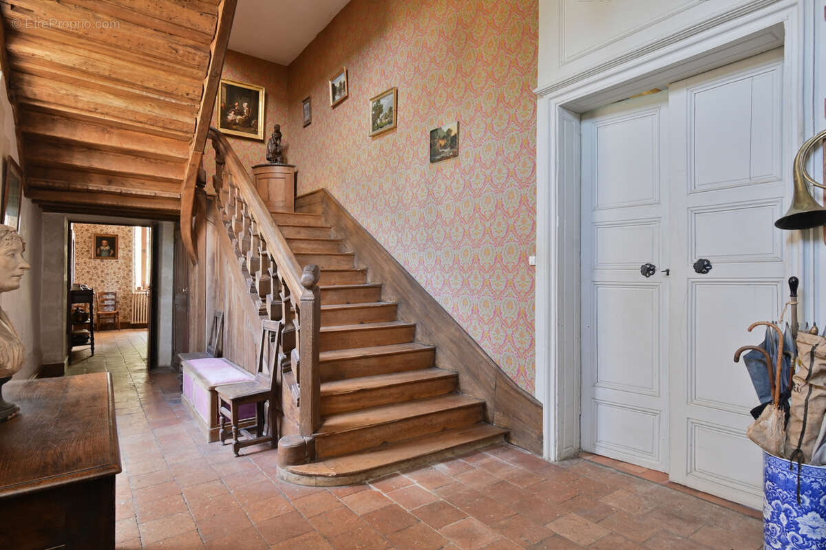 Maison à NEUVY-LE-ROI