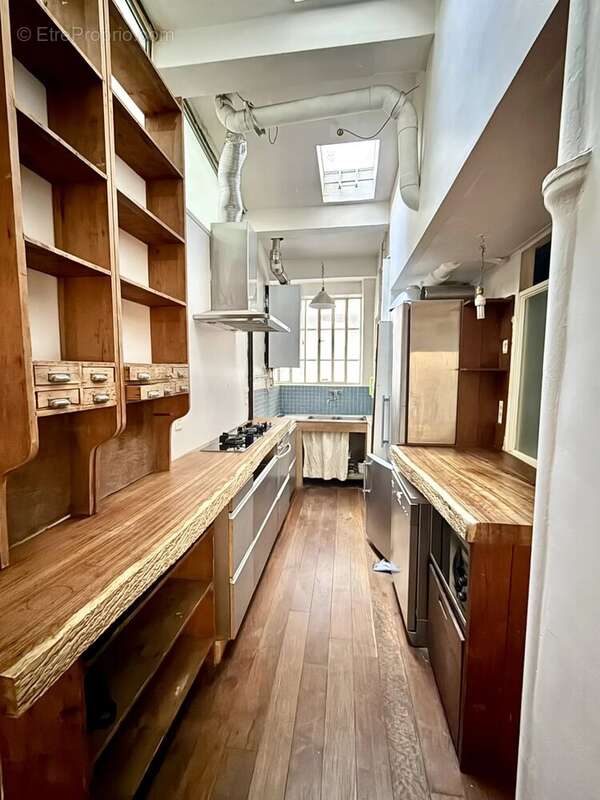 Appartement à PARIS-11E