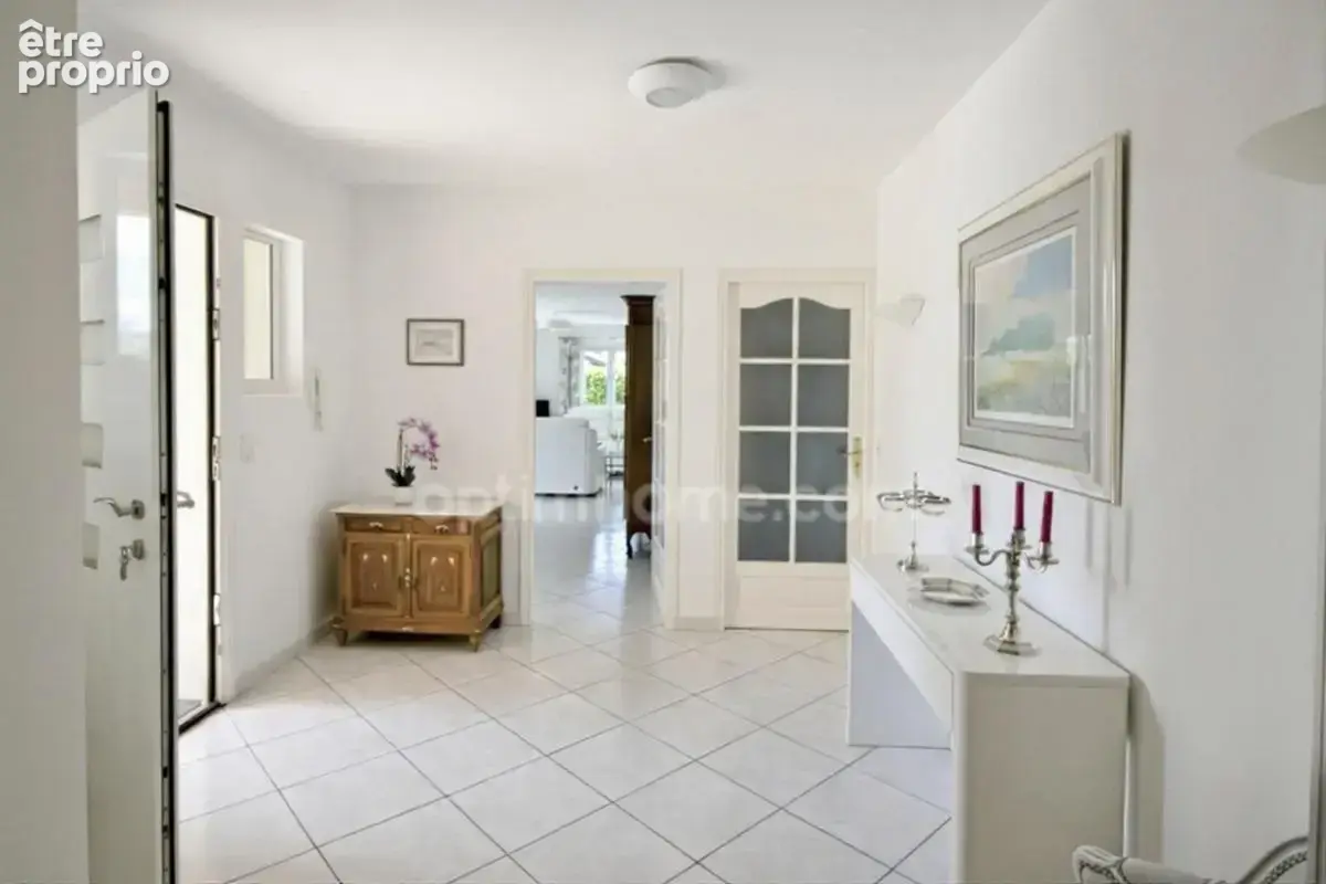 Bassin d'arcachon - la hume – gujan-mestras  maison de plain-pied 190 m²  3/4 chambres + espace indépendant  terrain 1 000 m²+   - photo 2