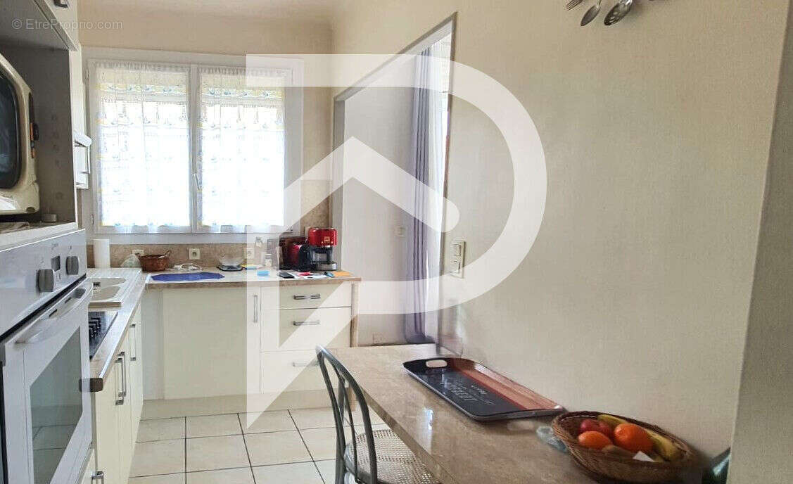 Appartement à SAINT-GENIS-DES-FONTAINES