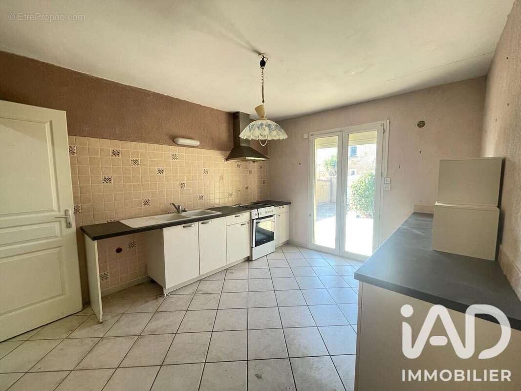 Maison 84 m² à Florensac  - photo 6