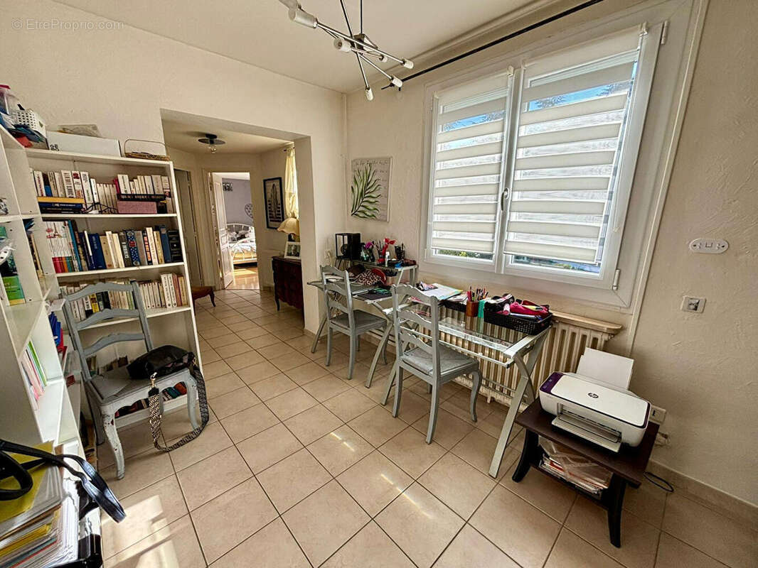 Maison à RENAISON