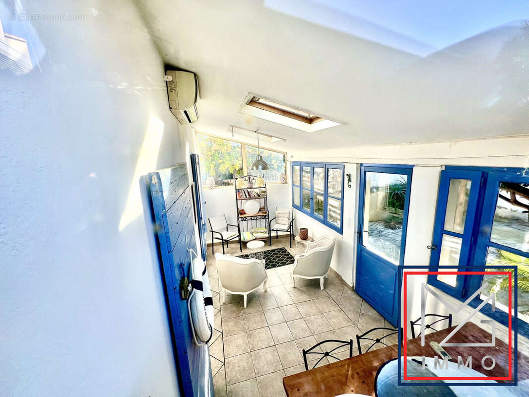 Maison à SIX-FOURS-LES-PLAGES