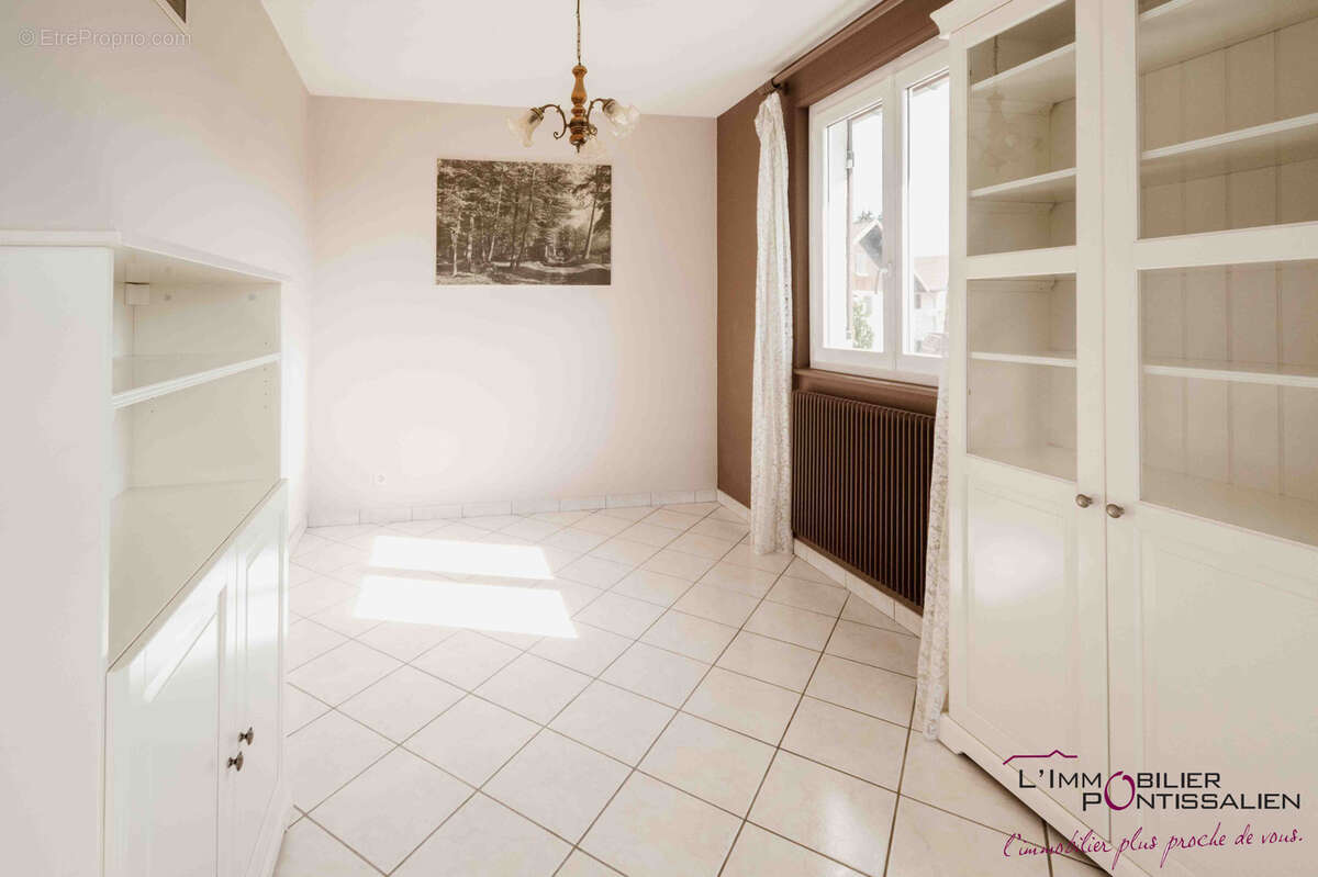 Vaux et chantegrue maison familiale evolutive sur 615 m2 - photo 12