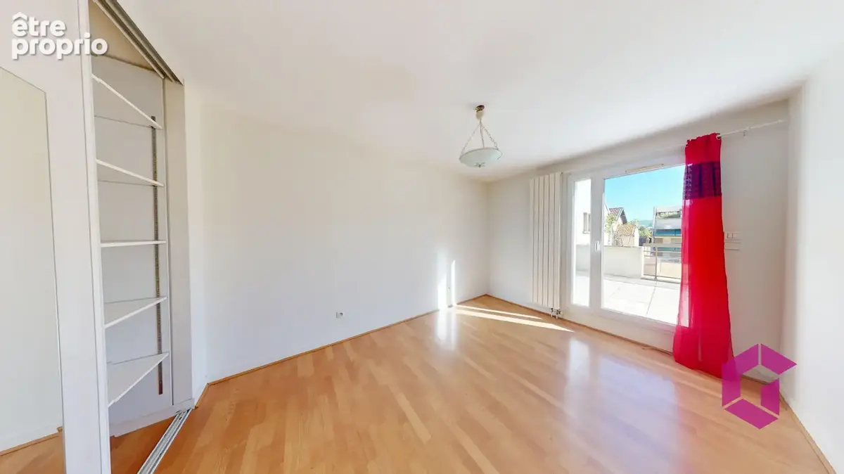 En exclusivité ! rare sur le secteur du puy   t2 avec terrasse d'env 27 m2, cave, garage et parking - photo 2