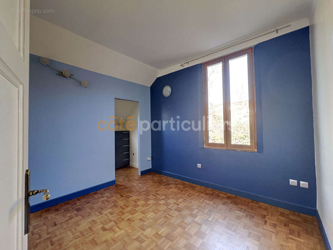 Maison à THORIGNY-SUR-MARNE