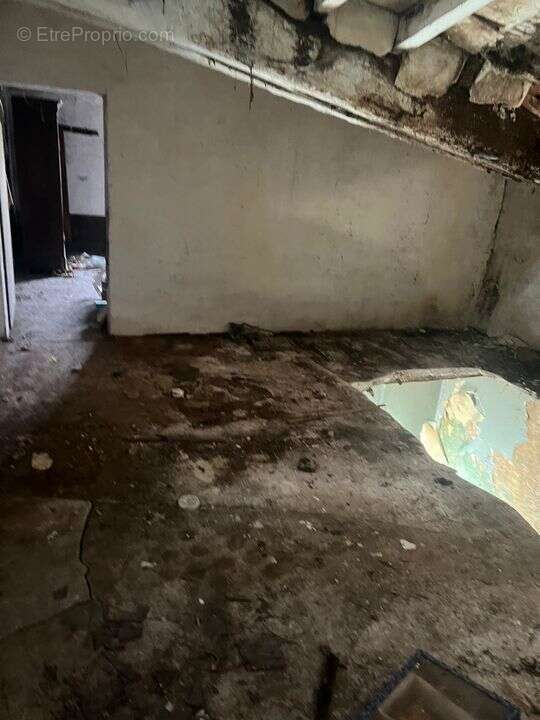 Maison a renover au centre du charmant village de PAVANT - photo 7