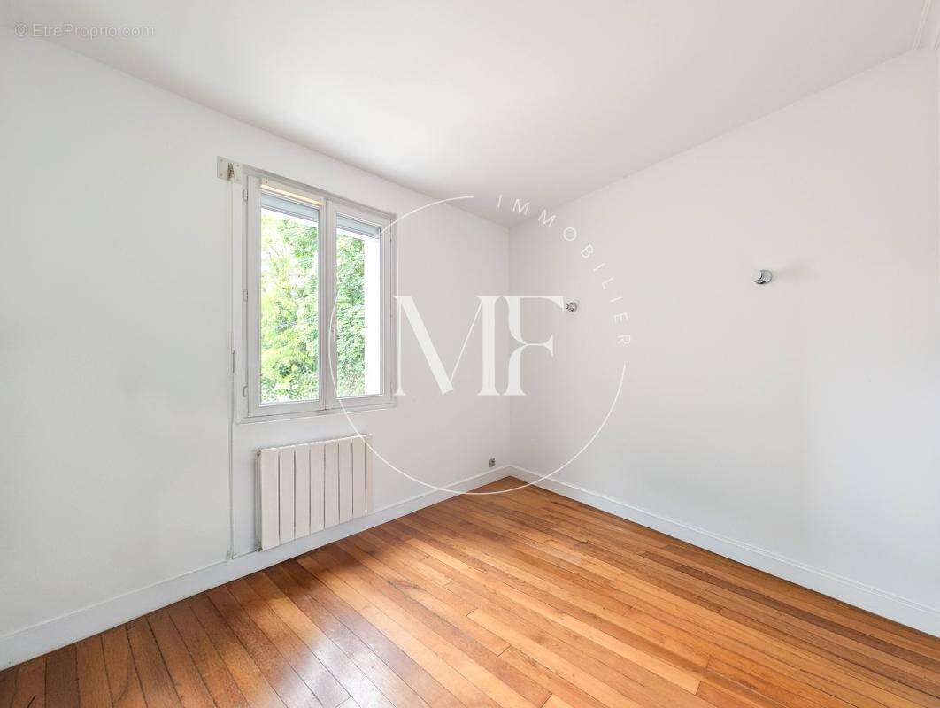Appartement à SURESNES