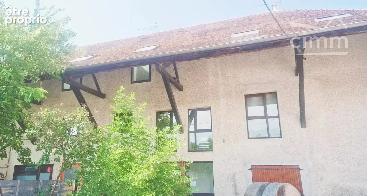 Investissement à fort potentiel – plus de 240 m² à aménager – la tour-du-pin - photo 2