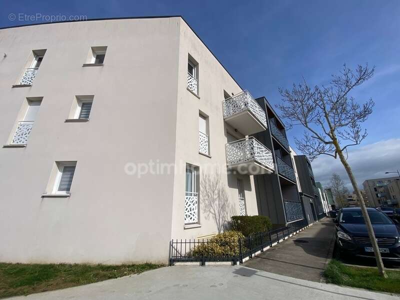 Appartement à COLOMBELLES