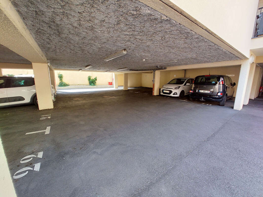 ALBI VILLE appartement T2 de 48 m2 avec balcon + parking privatif - photo 5
