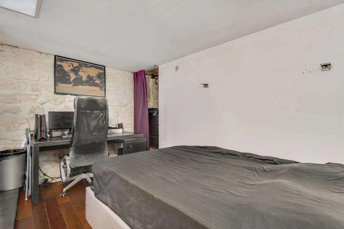 Appartement à PARIS-11E