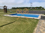 Autre à FRESNES-LES-MONTAUBAN