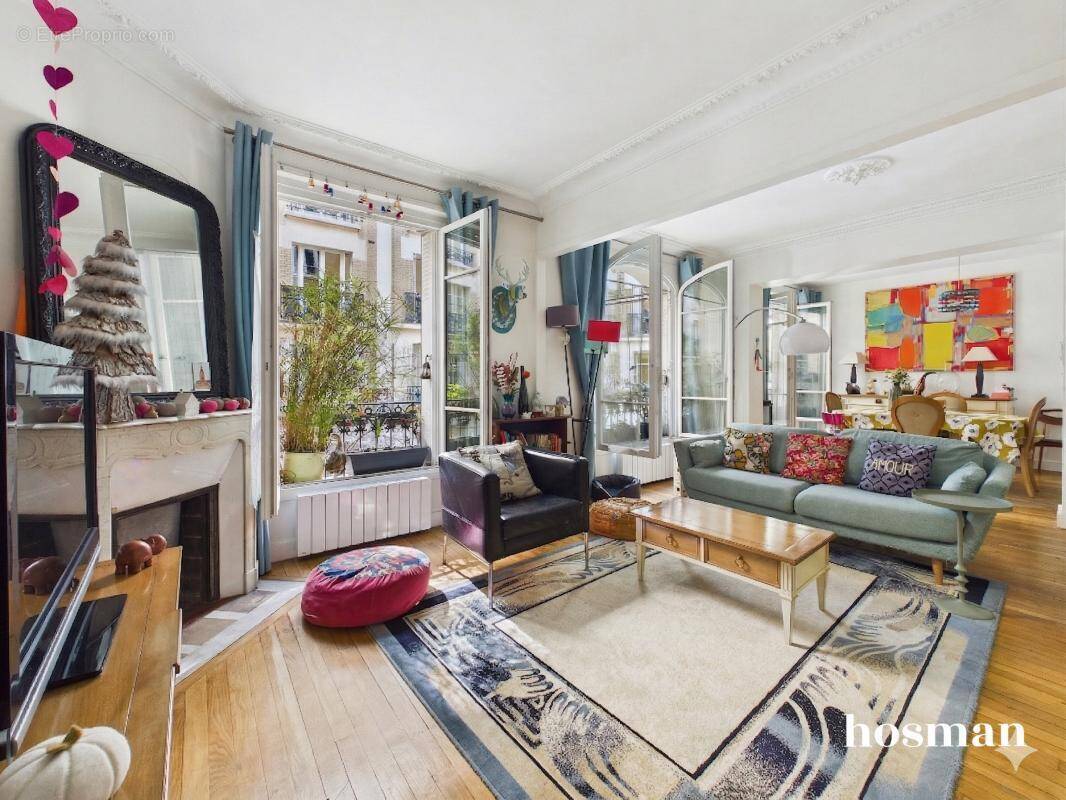 Appartement à PARIS-20E