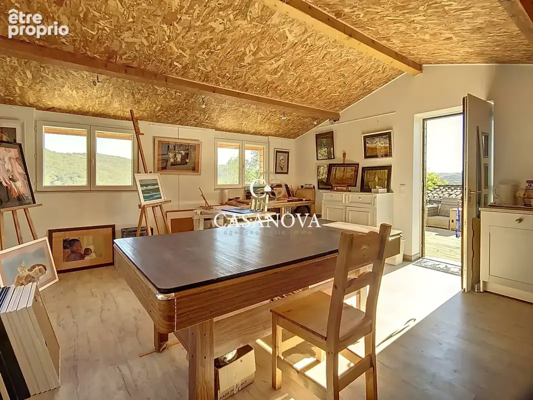 Point de VUE PANORAMIQUE. Bâti de CARACTERE avec piscine et 250 m² habitables et possibilité de projet touristique (chambres d'h - photo 8
