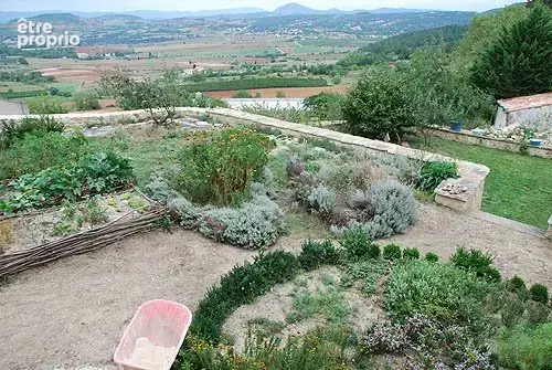 Château du XVIe siècle partiellement rénové - photo 4