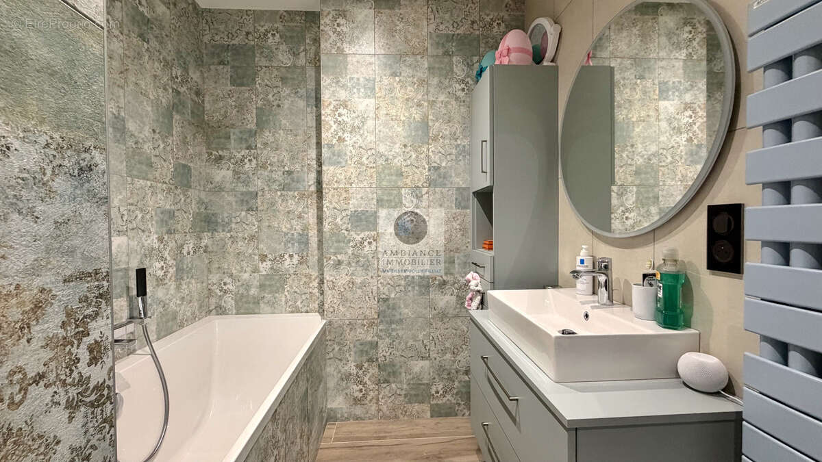 Appartement à TOURNON-SUR-RHONE