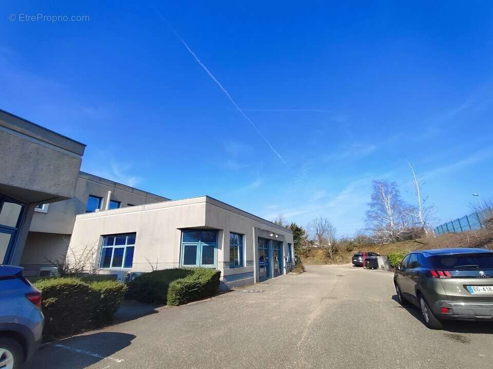 Autre à SAINT-QUENTIN-FALLAVIER