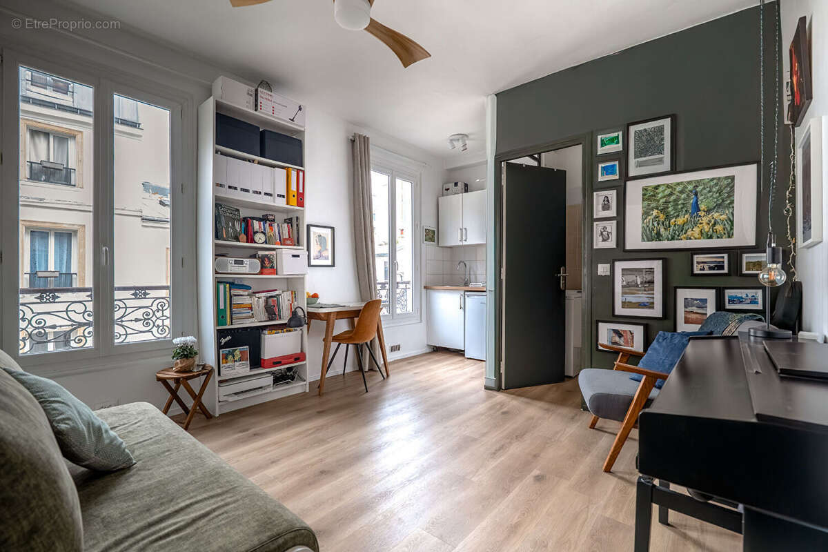 Appartement à PARIS-18E