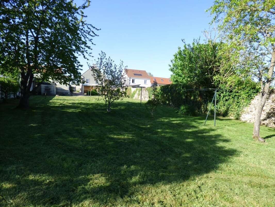 Appartement à IVERNY