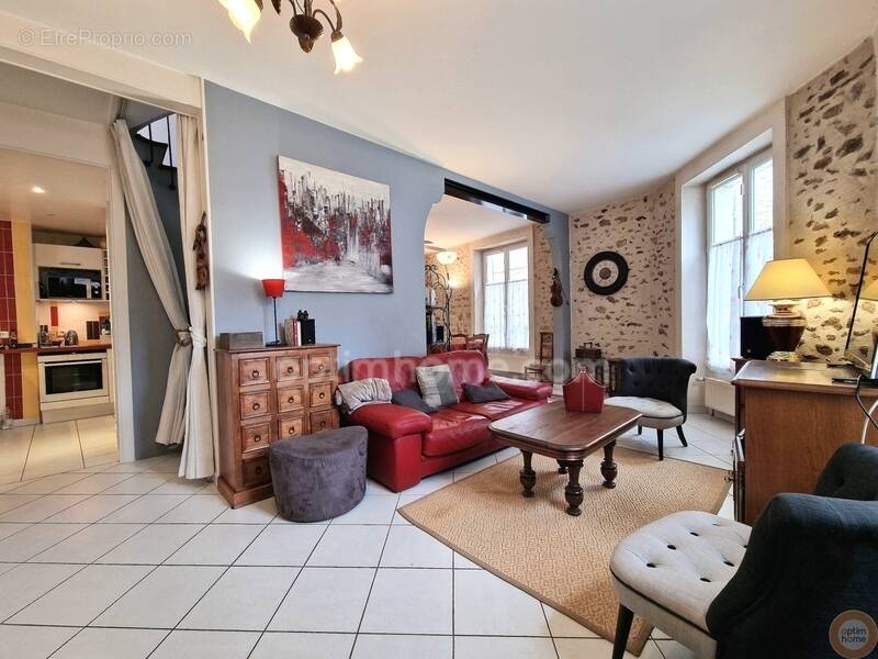 Maison à MONTLHERY