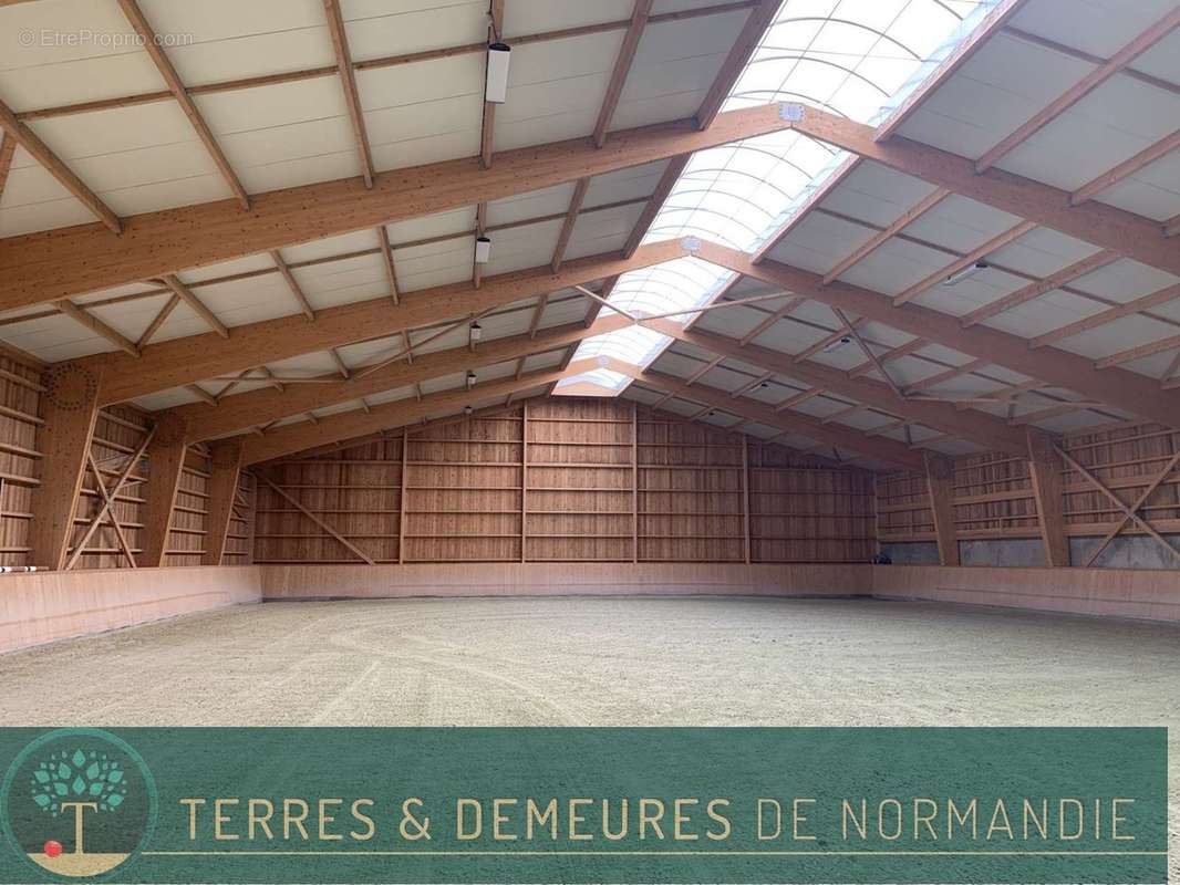 Maison à PONT-L'EVEQUE