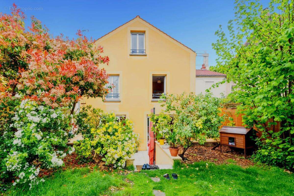 Maison à VIROFLAY