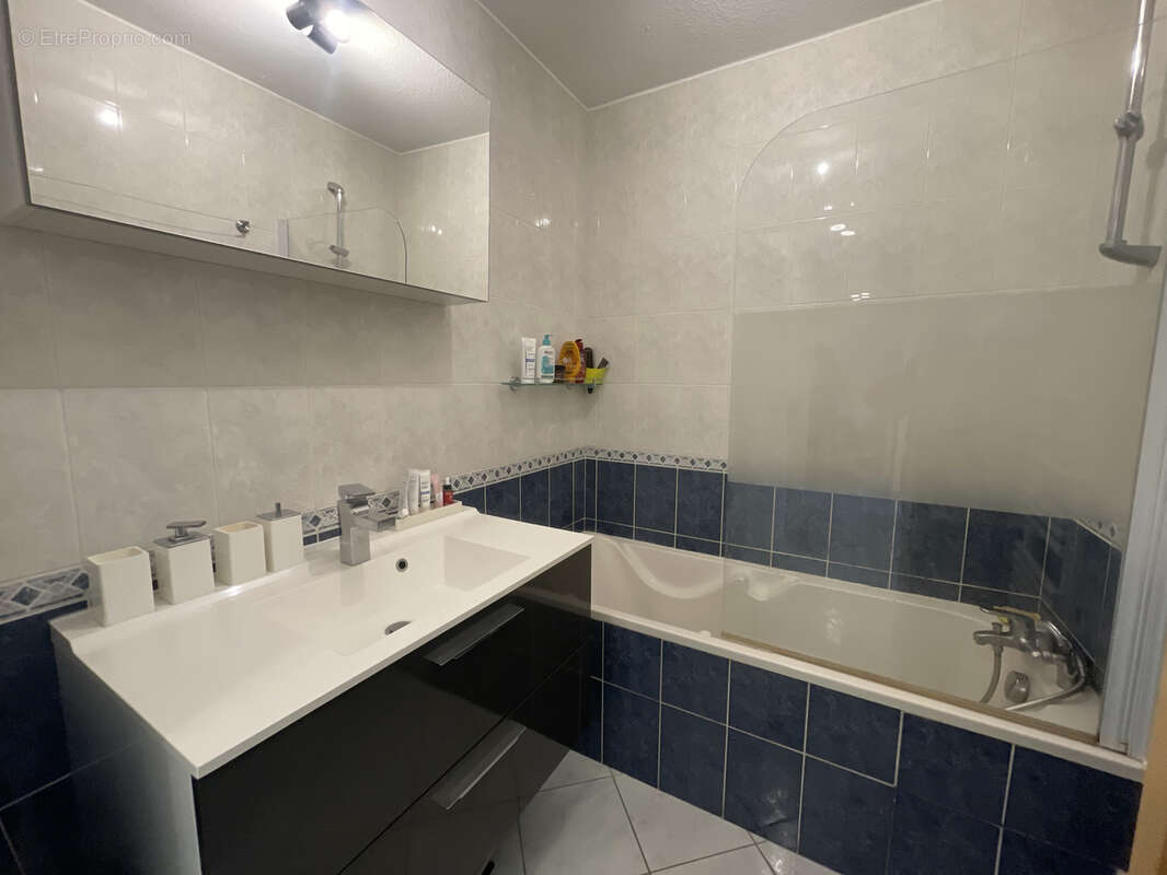 Appartement à SAINT-EGREVE
