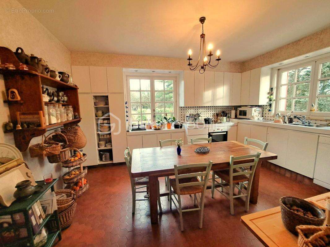 Maison à SAINT-LANGIS-LES-MORTAGNE