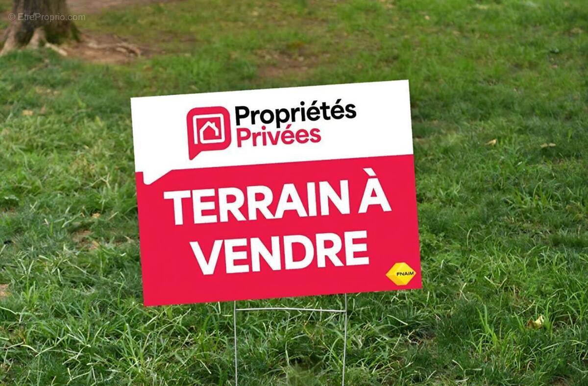 Terrain à SAINT-SAUVEUR