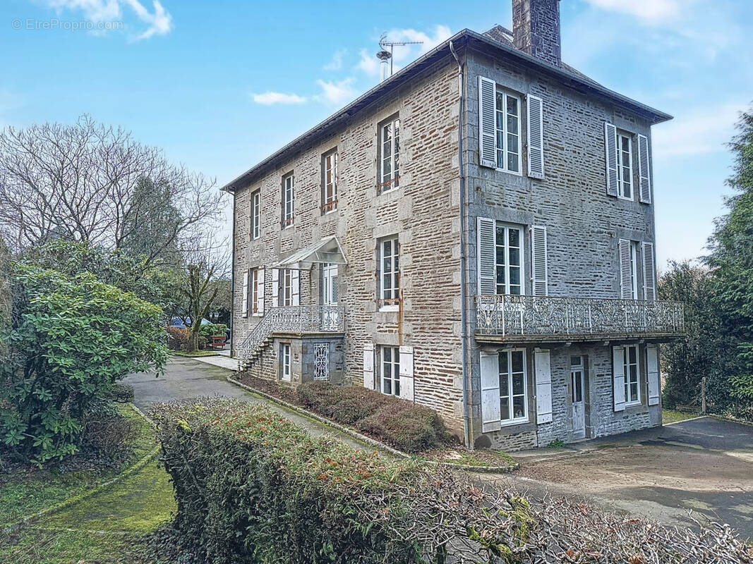 Maison à SOURDEVAL