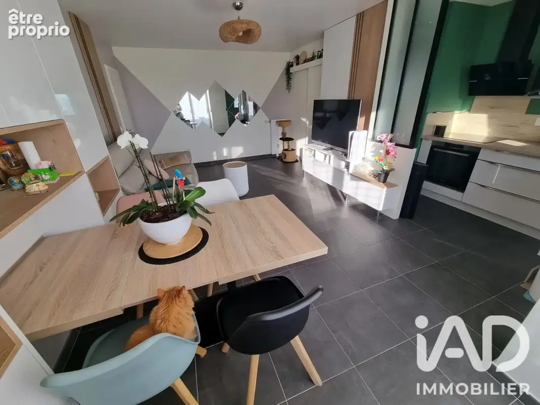 Photo 1 - Appartement à LE PLESSIS-TREVISE