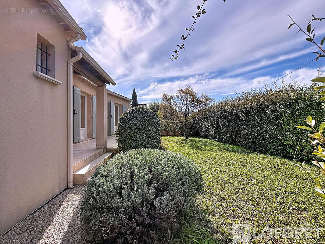 Maison à PIOLENC