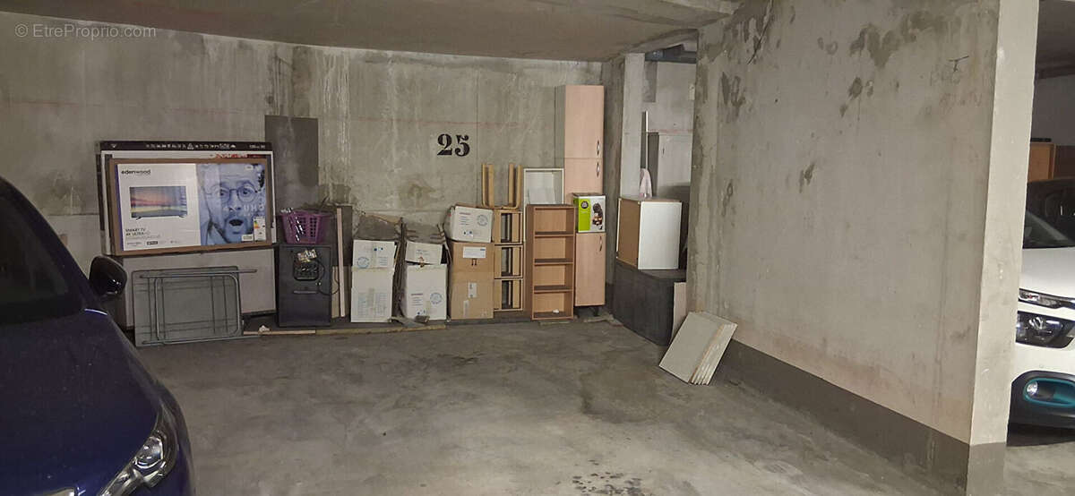 Appartement à SOLLIES-PONT