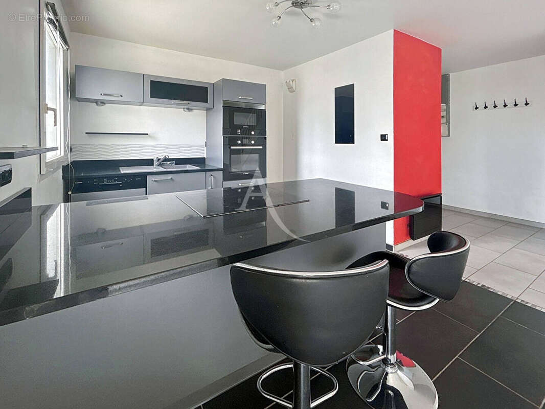 Appartement Meulan En Yvelines 4 pièce(s) 98 m² - photo 4