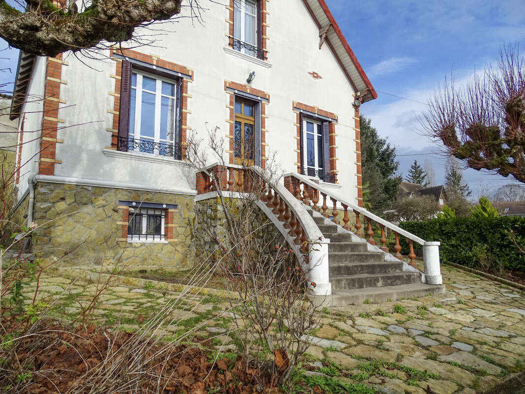Maison à MENNETOU-SUR-CHER