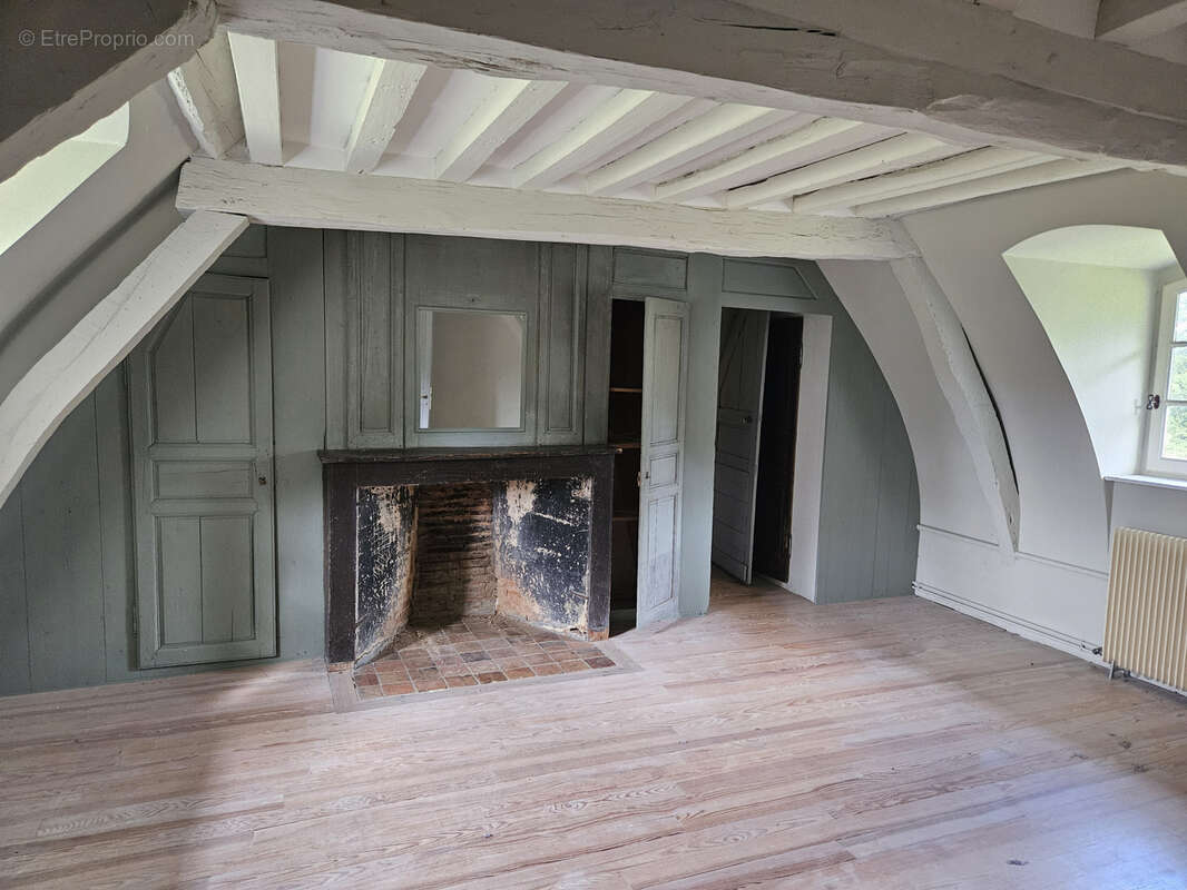 Maison à CORMEILLES